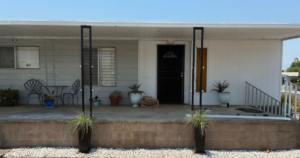Awning on side of mobile home